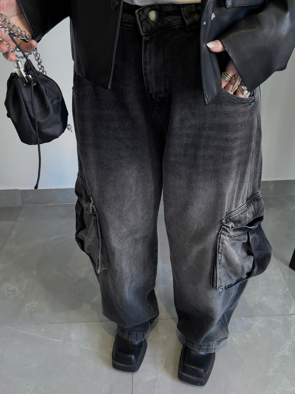 Cargo grey