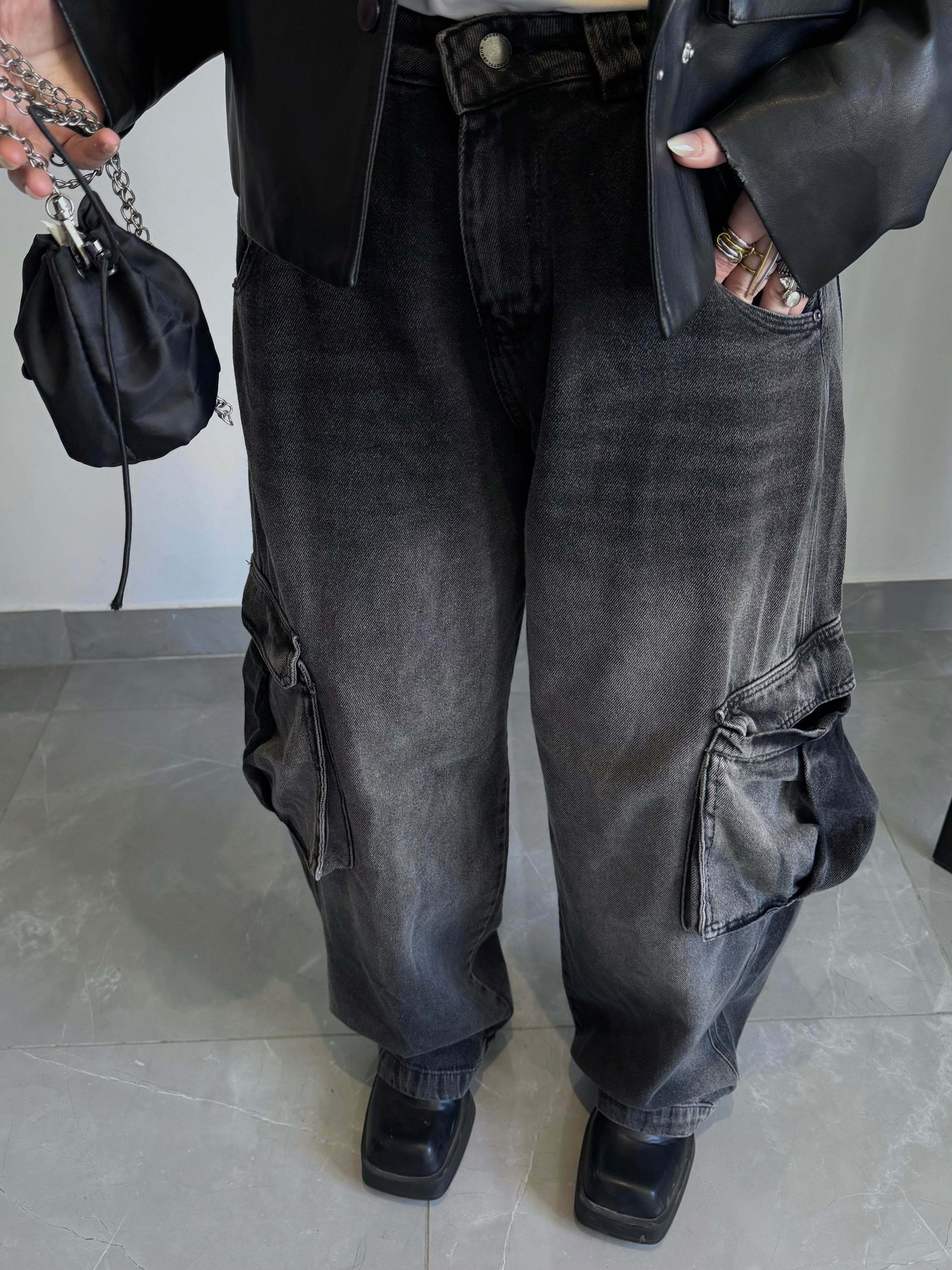 Cargo grey